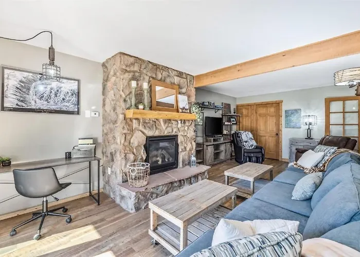 Apartment Vp-a105 Village Point 3br 3ba *